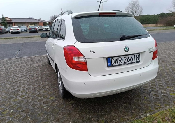 Skoda Fabia cena 20000 przebieg: 87488, rok produkcji 2012 z Kłecko małe 137